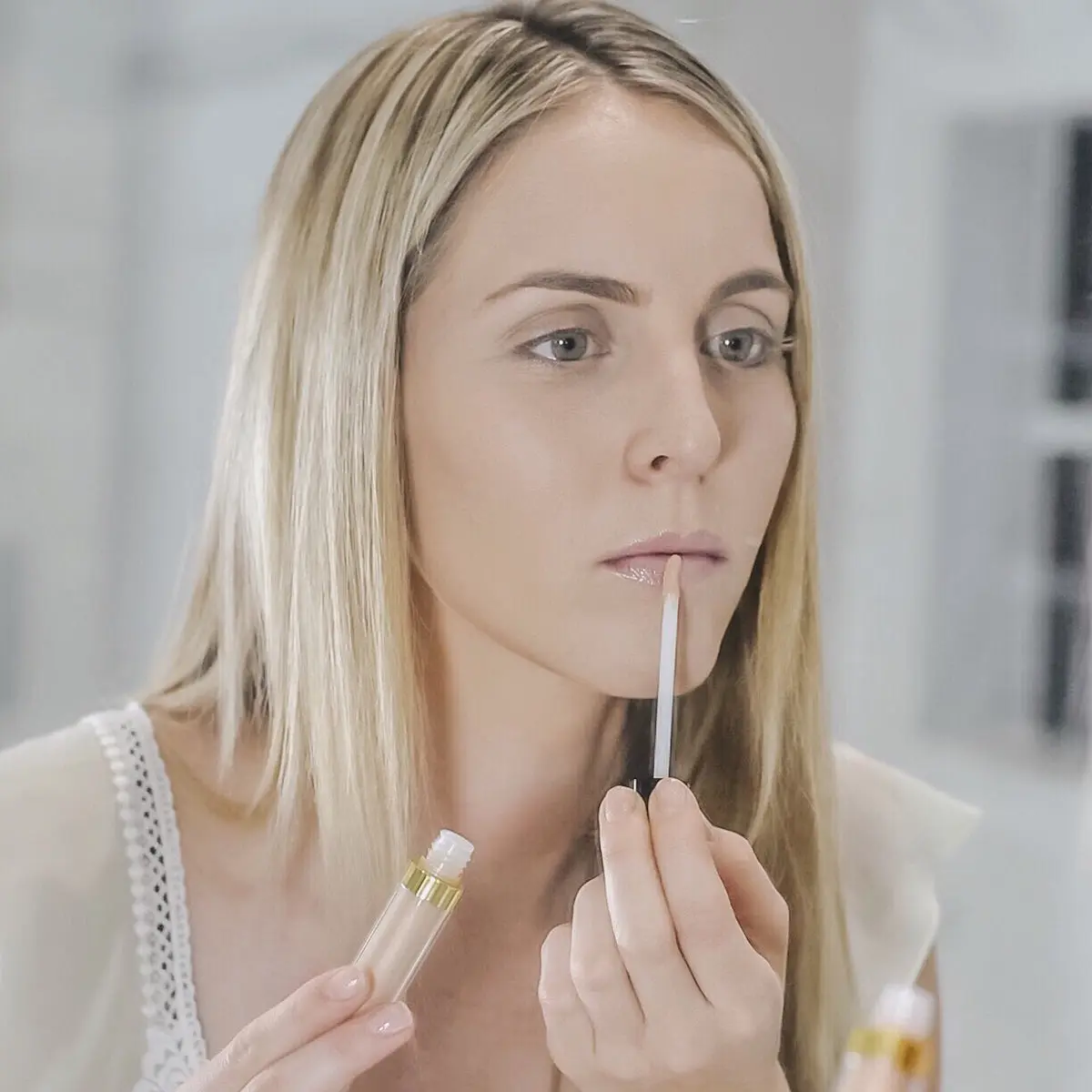 Perfect Skin Conditioning Lip Gloss - Aura - Image 4